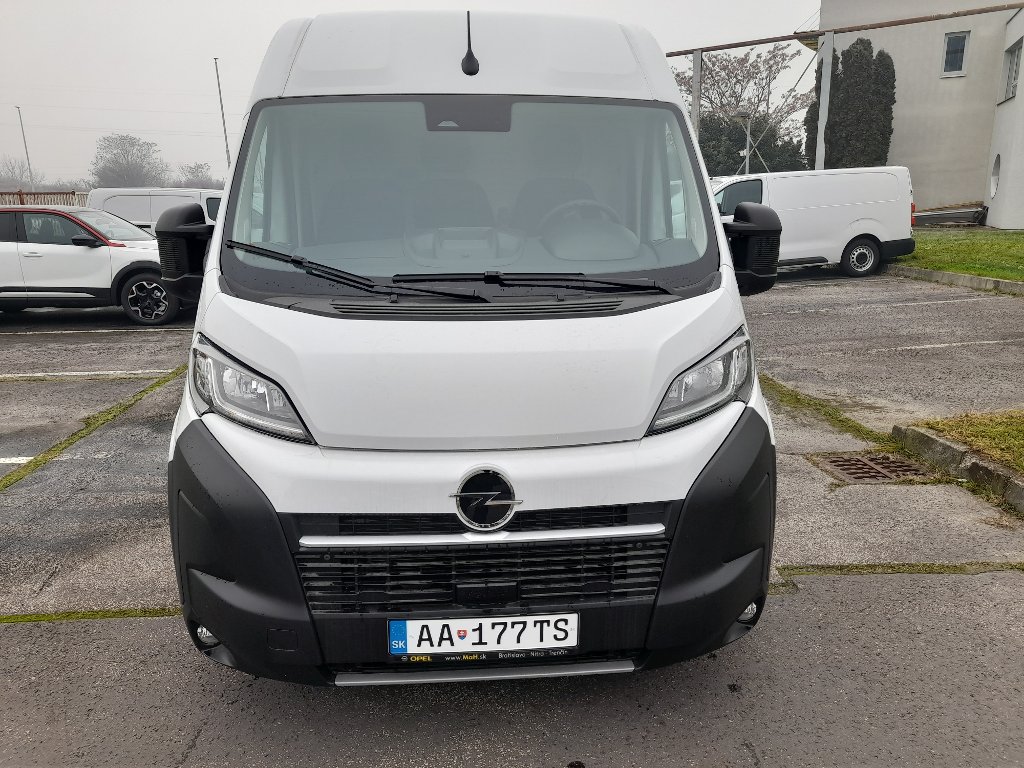 Opel Movano