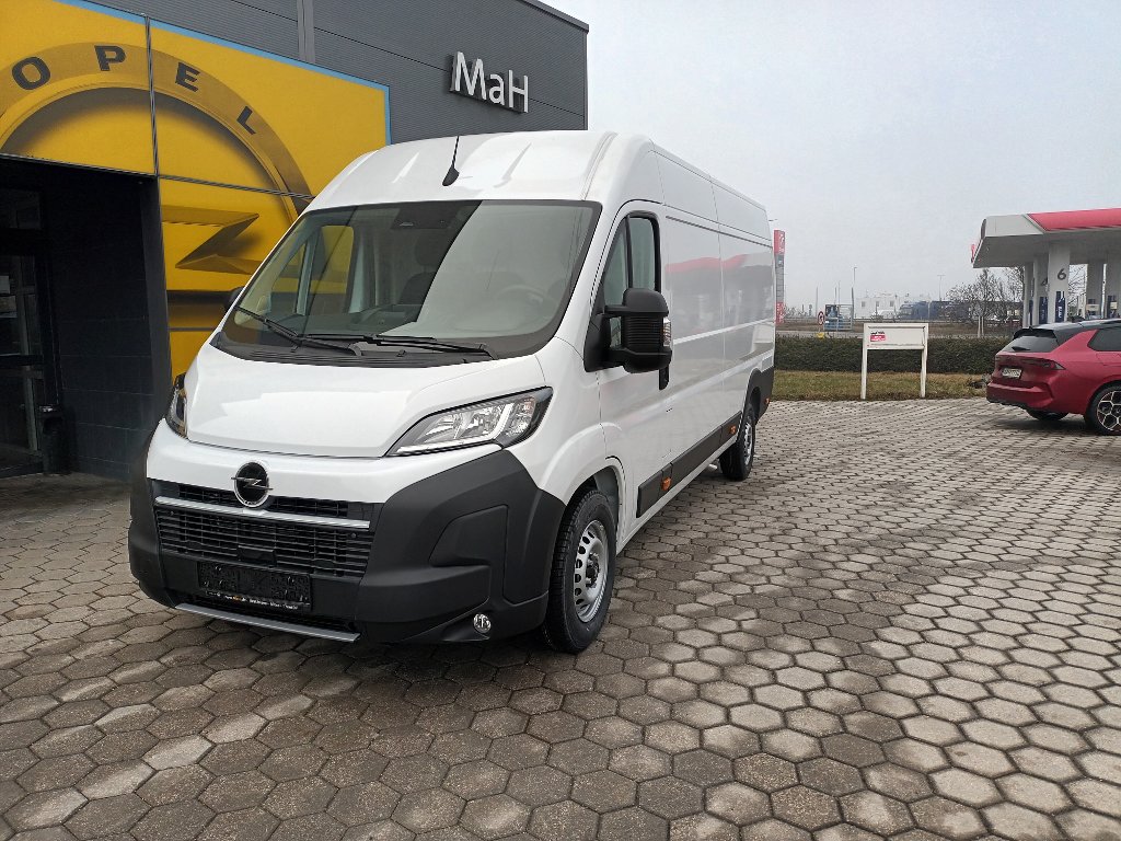 Opel Movano